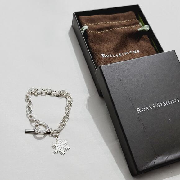 Ross Simons Sterling Silver Snowflake Toggle Bracelet 7" - Picture 1 of 6